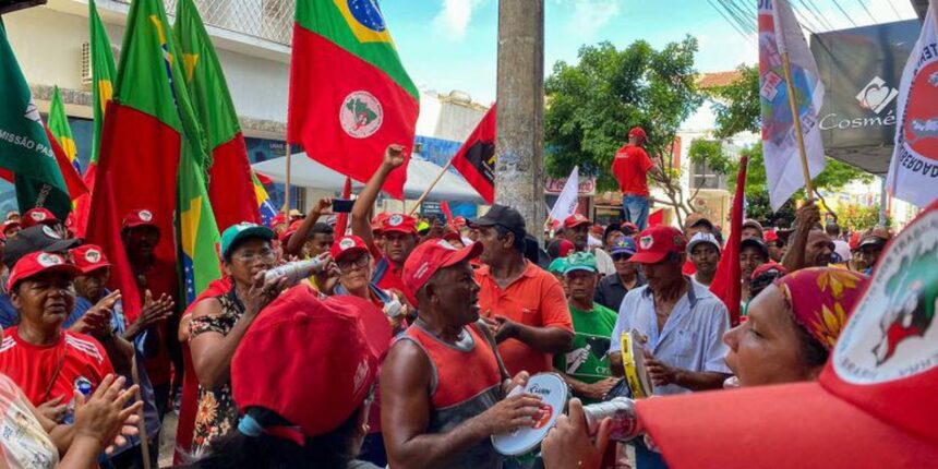 MST e movimentos sociais ocupam sede do Incra em Alagoas