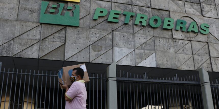 Petrobras defenderá posição de mercado no Cade, diz presidente