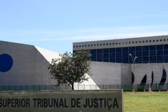 STJ mantém prisão de policiais acusados pela morte de Genivaldo Santos