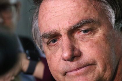 TSE marca para próxima terça julgamento de ações contra Bolsonaro