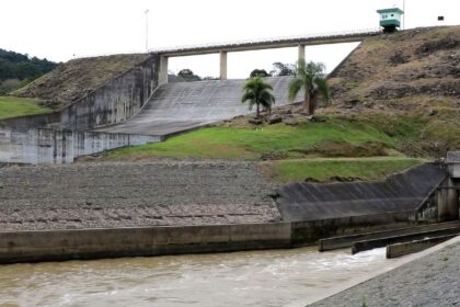 Santa Catarina decreta fechamento de barragens após duas mortes