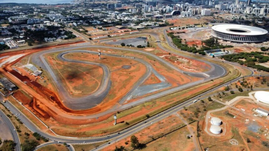 Giro alto nas obras do Autódromo de Brasília