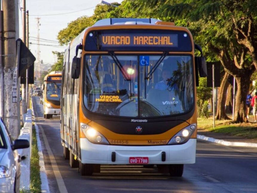 Marechal volta a circular após dois dias de greve