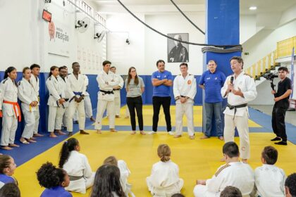 Projeto que revelou judoca Rafaela Silva lança unidade em São Paulo