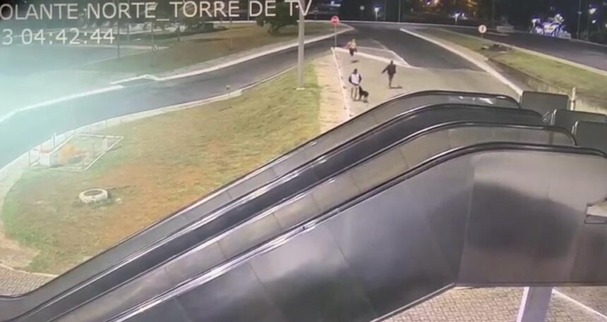 Vídeo: Dupla espanca e rouba homem em situação de rua