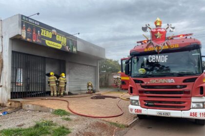 Incêndio em distribuidora de bebidas na Ponte Alta