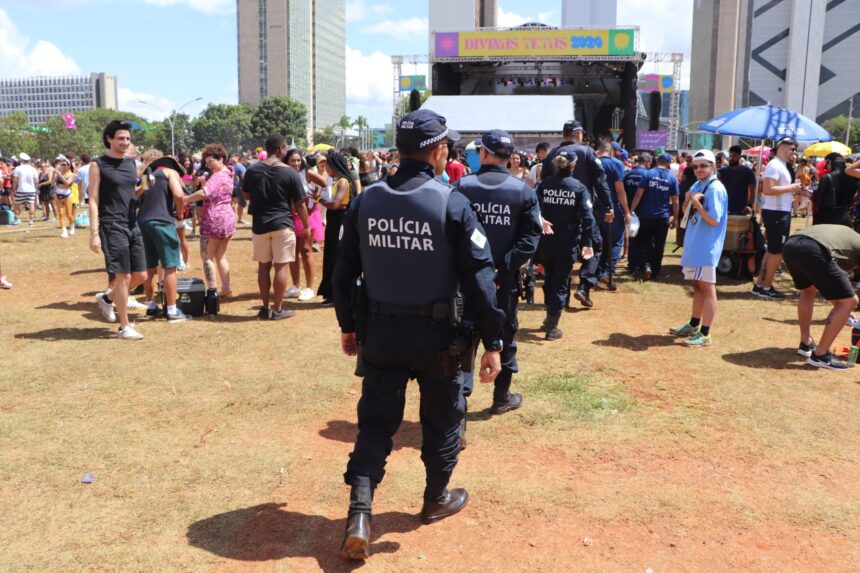 Bombeiros prestaram 74 atendimentos na segunda de Carnaval