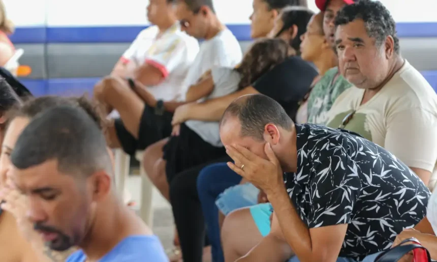 Dengue: em 24 horas, hospital de campanha no DF faz 753 atendimentos