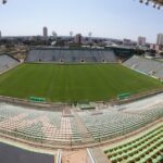 Gramado do Bezerrão passa por manutenção