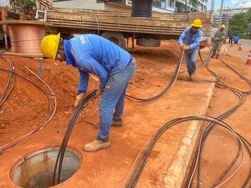 Implantação da rede elétrica subterrânea é ampliada no Noroeste