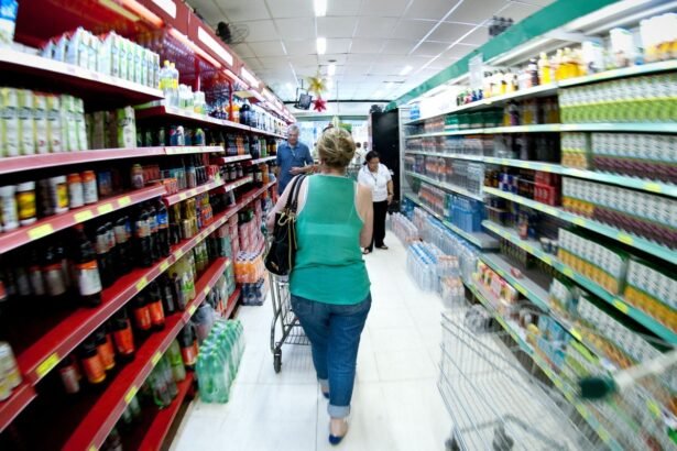 Cesta básica do paulistano sobe 1,14% em fevereiro