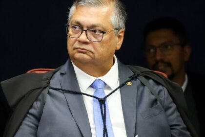 Ministro Flávio Dino veta uso do termo polícias municipais