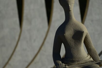 Moraes pede que defesa esclareça se Léo Índio fugiu para a  Argentina