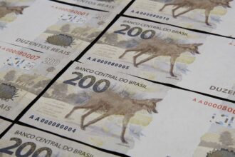 Teto de juros do consignado do INSS subirá para 1,85% ao mês