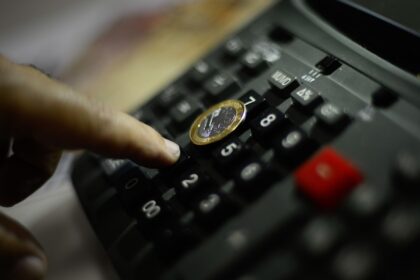 Inflação desacelera para todas as faixas de renda em março