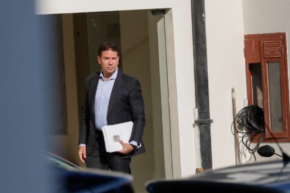 STF diz que Câmara não pode suspender íntegra de ação contra Ramagem