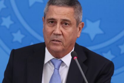 Braga Netto pede acareação com Cid na ação penal da trama golpista