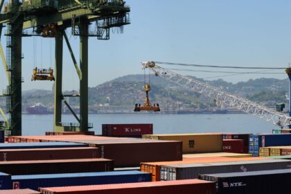 CNI estima que investimento em infraestrutura vai crescer 4,2% em 2025