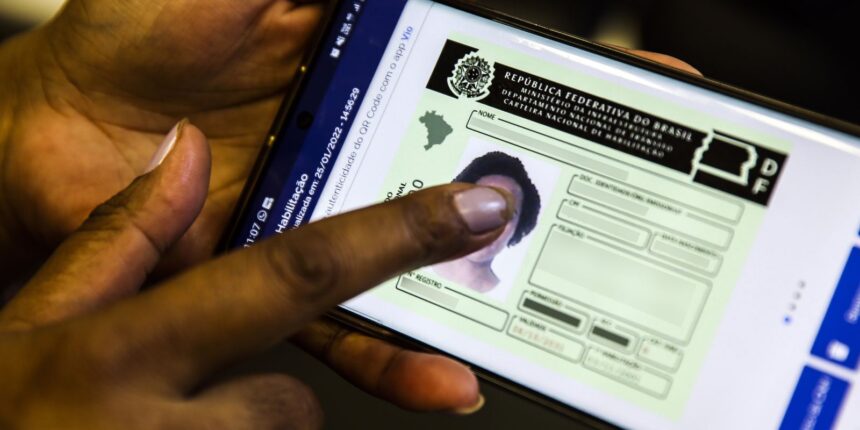 Lei que cria CNH gratuita para população de baixa renda é sancionada