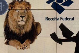 Receita paga nesta segunda maior lote de restituição do IR da história