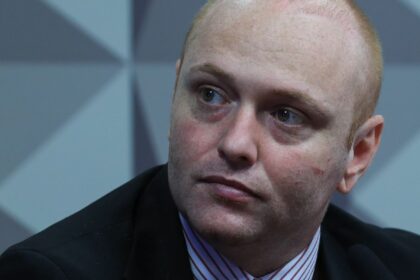 Moraes mantém prisão de Delgatti, condenado por invasão ao CNJ