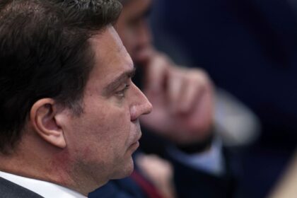 Ramagem pede absolvição e nega monitoramento ilegal na Abin