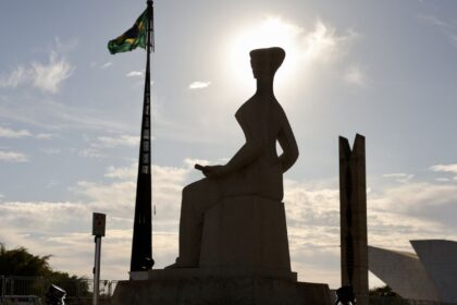 Ao vivo: acompanhe o 2° dia de julgamento de Bolsonaro no STF