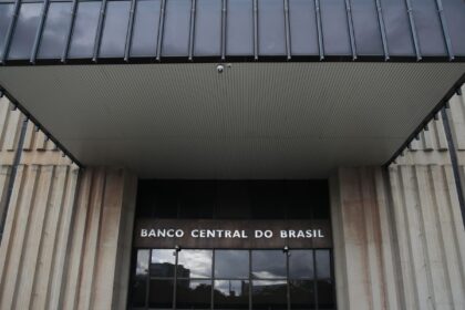 Copom inicia reunião nesta terça para definir taxa básica de juros