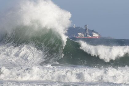 Família identifica corpo da jovem que desapareceu na Praia do Leme