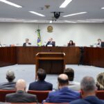 STF retoma julgamento de Bolsonaro; Cármen Lúcia vota