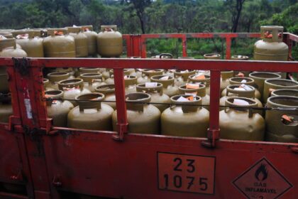 Beneficiários com NIS final 4 recebem Auxílio Gás nesta quinta-feira