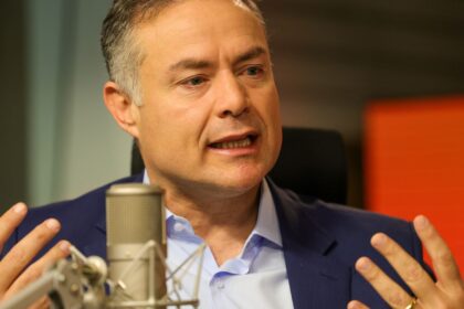 Governo ampliará trecho da ferrovia Transnordestina em Pernambuco