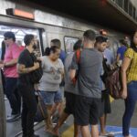 Metrô do Rio resolve problema de sinalização e trens voltam a operar