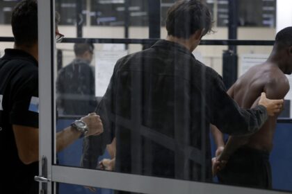 Ministros farão reunião de emergência com Castro nesta quarta-feira