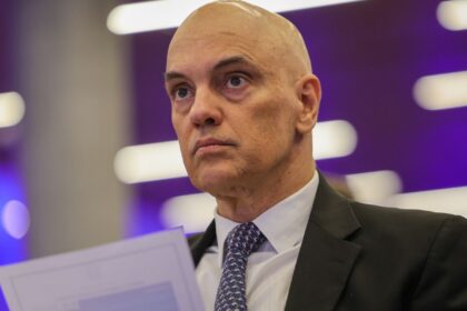 Moraes manda PGR se manifestar sobre operação policial no Rio