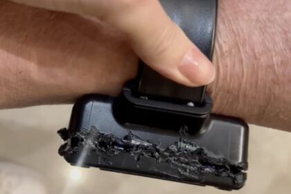 Bolsonaro usou ferro de solda para tentar abrir tornozeleira