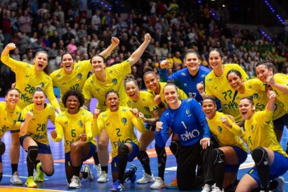 Brasil sobra diante de Cuba na estreia do Mundial de Handebol Feminino