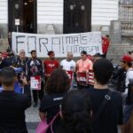 Entregadores protestam contra modalidade nova de trabalho do iFood