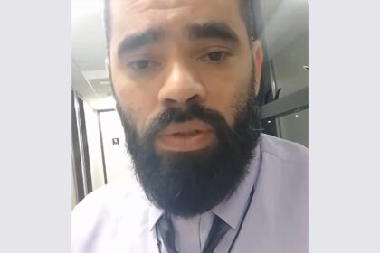 Evangélico agredido em vigília bolsonarista faz exame no IML