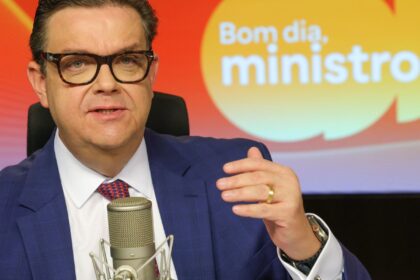 Governo estuda busca ativa de aposentados com descontos indevidos