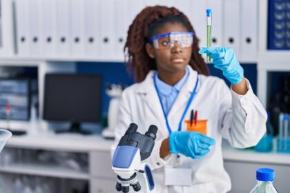 Jovens negros chegam à universidade, mas não ao mercado de trabalho