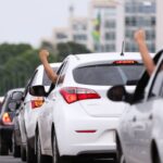 Motoristas de aplicativo caíram no “conto do vigário”, diz Sakamoto