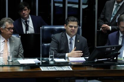 Após decisão de Mendes, Alcolumbre fala em votar PEC do Marco Temporal