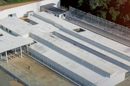 Após fuga, autoridades procuram 12 detentos de prisão em Maués (AM)