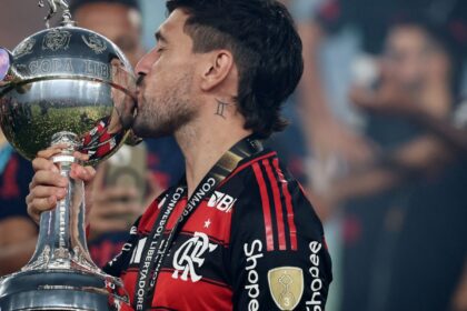 Arrascaeta é finalista no tradicional prêmio Rei da América