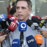 Bolsonaro deve ter alta nesta quinta e retornar à cela na PF
