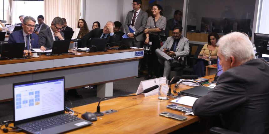 CCJ do Senado adia votação do PL Antifacção para 10 de dezembro