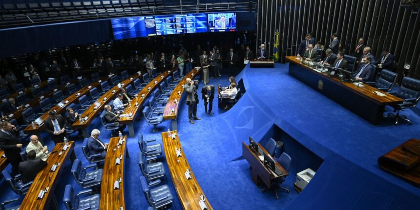CCJ do Senado adia votação do PL do Impeachment para 2026