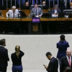 Câmara pode votar hoje projeto com novas regras para devedor contumaz