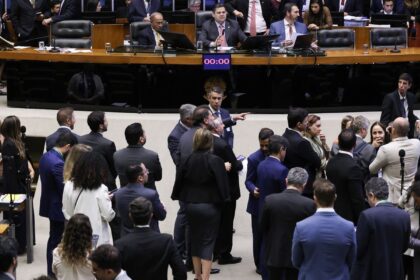 Congresso aprova LDO com superávit de R$ 34 bilhões em 2026